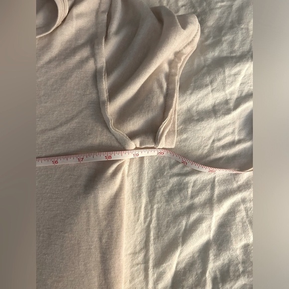 POL V-Neck Tee NWOT - Picture 4 of 4